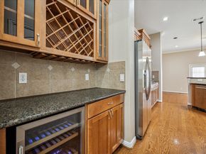 5629 Dolores Place Lane B, Houston TX 77057