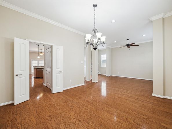 5629 Dolores Place Lane B, Houston TX 77057