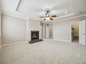 5629 Dolores Place Lane B, Houston TX 77057