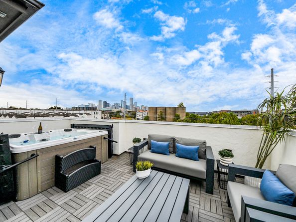 2765 Freund Street, Houston TX 77003