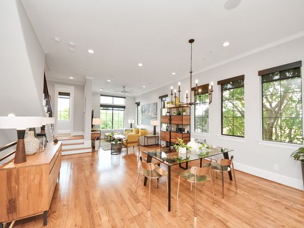 2765 Freund Street, Houston TX 77003