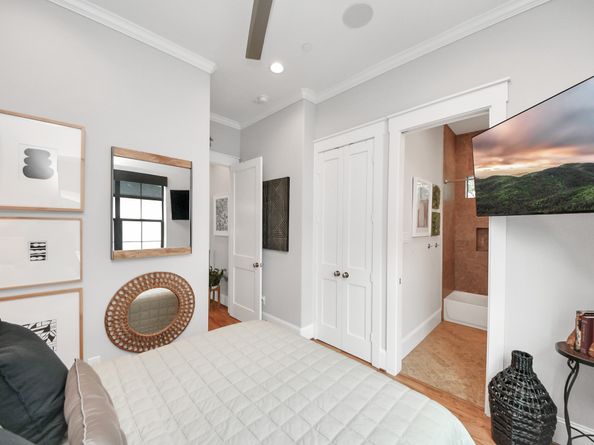 2765 Freund Street, Houston TX 77003