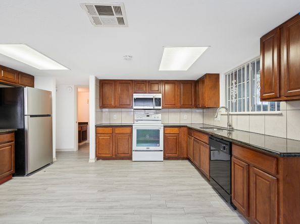 1823 Mandrill Lane, Houston TX 77067