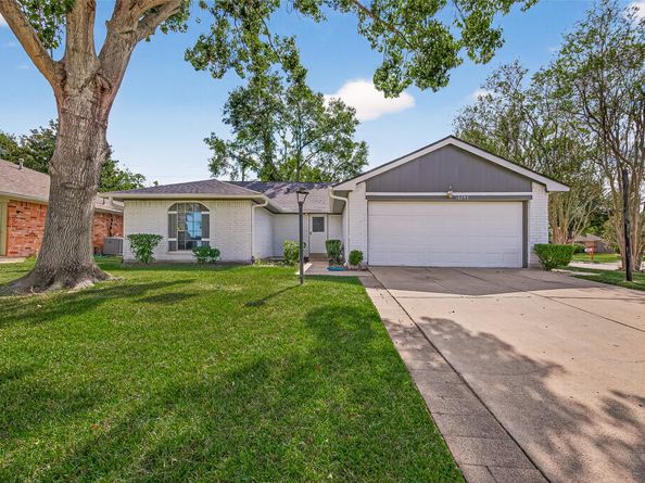 16355 Sierra Grande Drive, Houston TX 77083