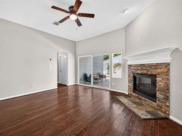 30 Whetstone Ridge Way, The Woodlands TX 77382