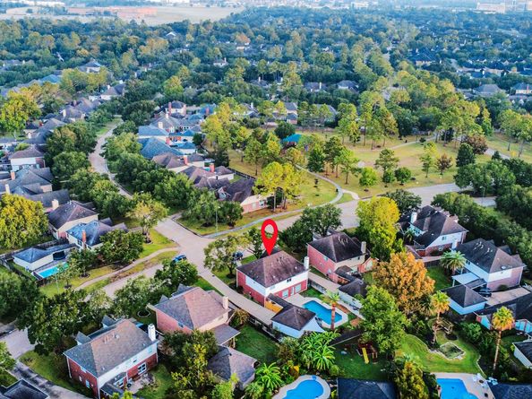 1742 Crescent Green Drive, Houston TX 77094