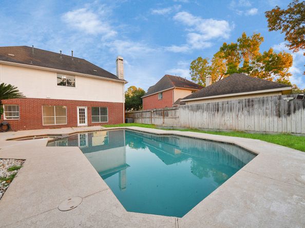 1742 Crescent Green Drive, Houston TX 77094