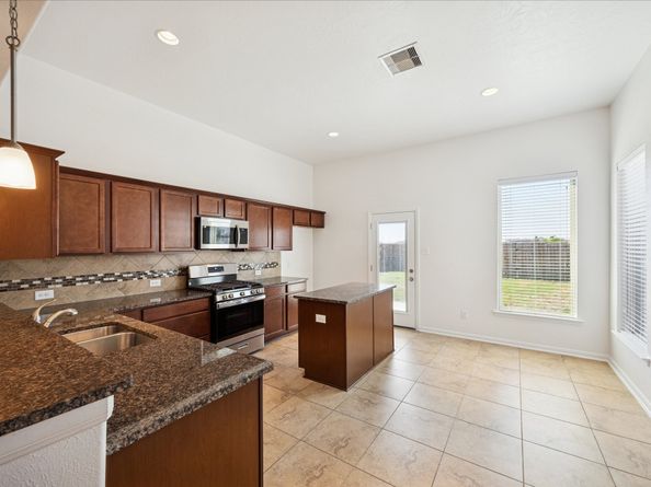 8115 Aleppo Pine Lane, Cypress TX 77433