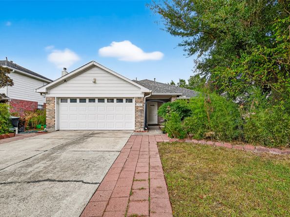 17602 Wild Willow Lane, Houston TX 77084