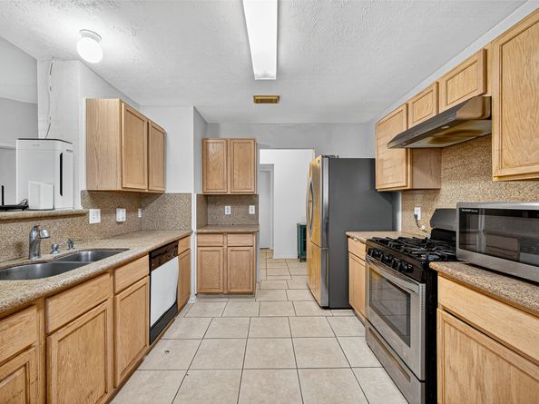 17602 Wild Willow Lane, Houston TX 77084