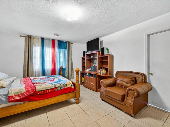 17602 Wild Willow Lane, Houston TX 77084