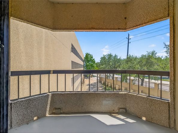 2001 Holcombe Boulevard 206, Houston TX 77030