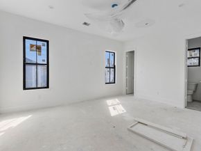 903 Tabor Street, Houston TX 77009