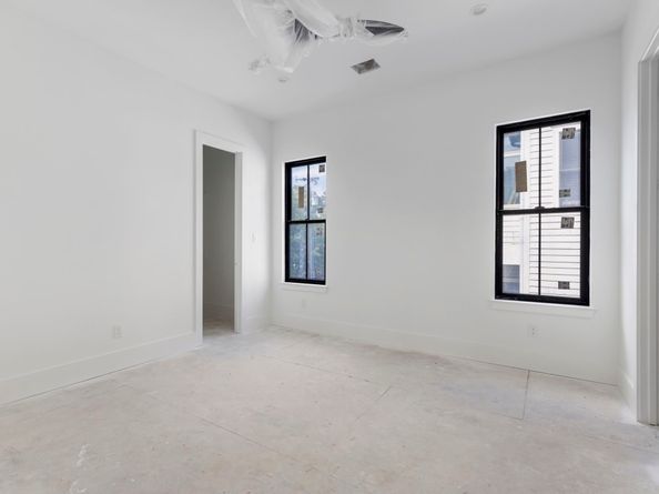 903 Tabor Street, Houston TX 77009