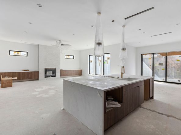 903 Tabor Street, Houston TX 77009