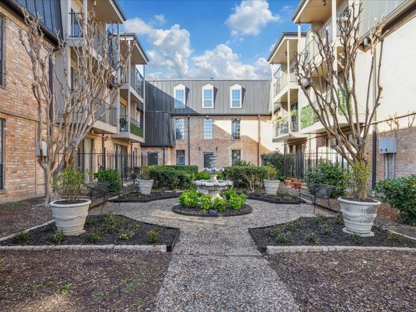 2475 Underwood Street 272, Houston TX 77030