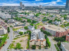 2008 Helena Street, Houston TX 77002