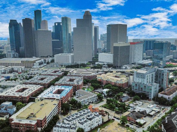 2008 Helena Street, Houston TX 77002