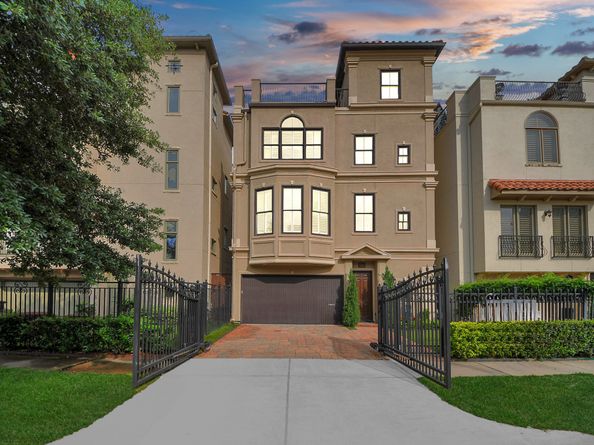 2008 Helena Street, Houston TX 77002