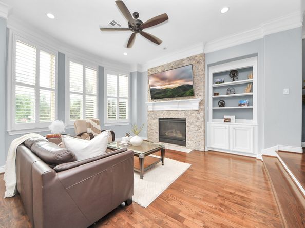 2008 Helena Street, Houston TX 77002