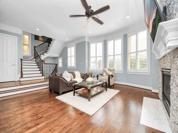 2008 Helena Street, Houston TX 77002