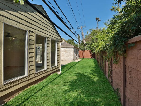 2619 Briarpark Drive, Houston TX 77042