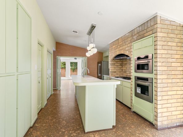 2619 Briarpark Drive, Houston TX 77042