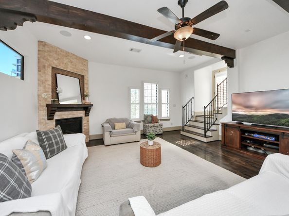 1141 W 23rd st A, Houston TX 77008