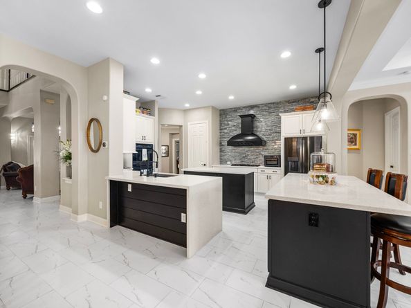 11413 Gallant Ridge Lane, Houston TX 77082