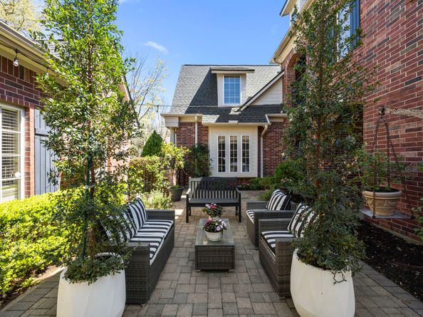 11413 Gallant Ridge Lane, Houston TX 77082