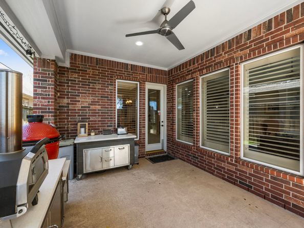 11413 Gallant Ridge Lane, Houston TX 77082