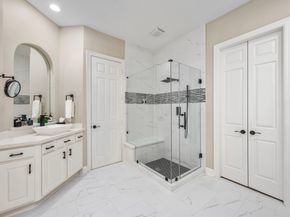 11413 Gallant Ridge Lane, Houston TX 77082