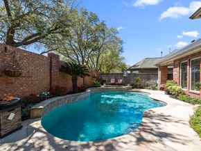 11413 Gallant Ridge Lane, Houston TX 77082