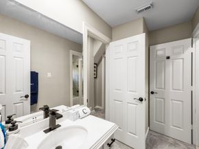 11413 Gallant Ridge Lane, Houston TX 77082