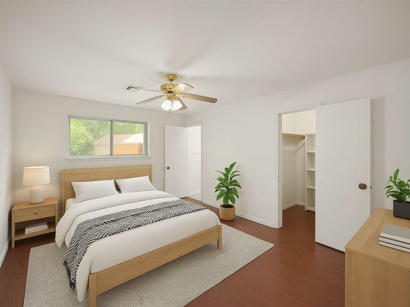 9538 Skyline Drive, Houston TX 77063