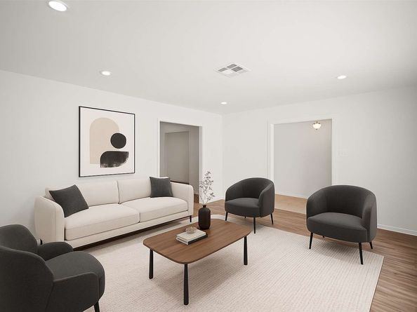 9538 Skyline Drive, Houston TX 77063