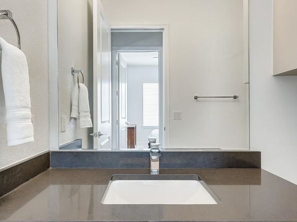 1508 Blodgett Street 609, Houston TX 77004