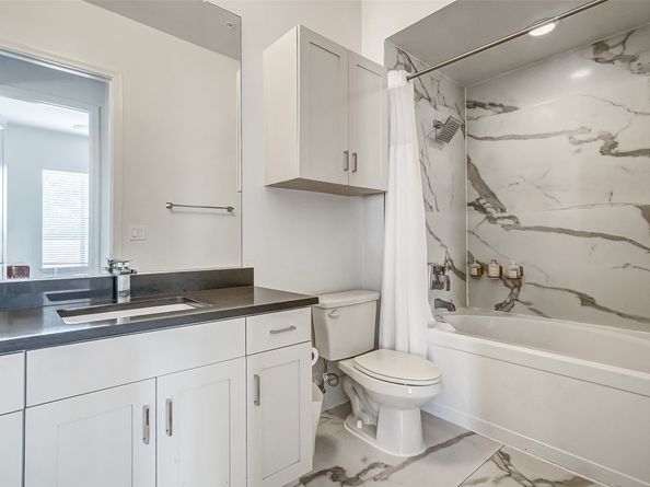 1508 Blodgett Street 609, Houston TX 77004