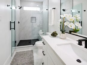 1214 W 24th Street D, Houston TX 77008