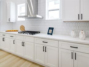 1214 W 24th Street D, Houston TX 77008