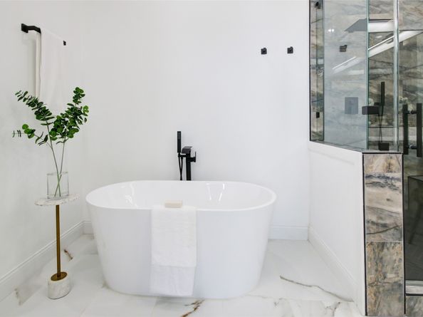 1214 W 24th Street D, Houston TX 77008