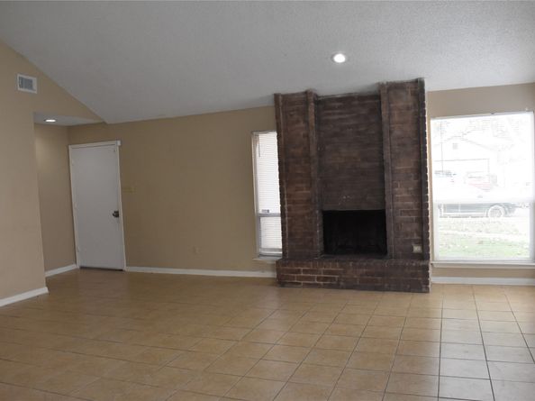 8903 Kalewood Drive, Houston TX 77099