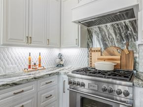 11606 Gallant Ridge Lane, Houston TX 77082