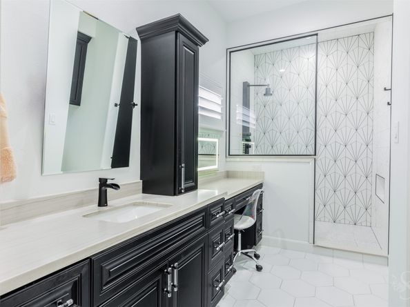 11606 Gallant Ridge Lane, Houston TX 77082