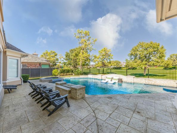 11606 Gallant Ridge Lane, Houston TX 77082