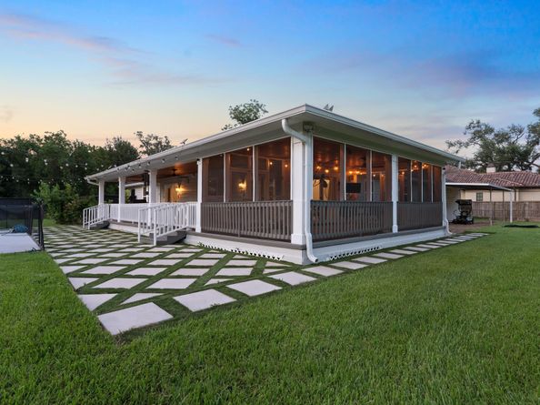 9115 Poco Road, Houston TX 77080