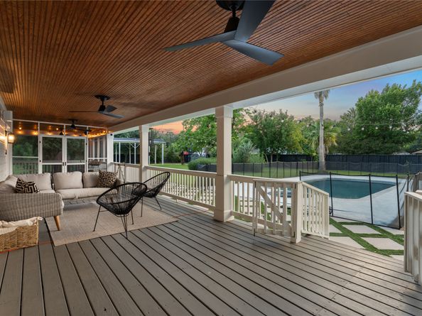 9115 Poco Road, Houston TX 77080