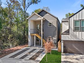 8101 Venus Street, Houston TX 77088