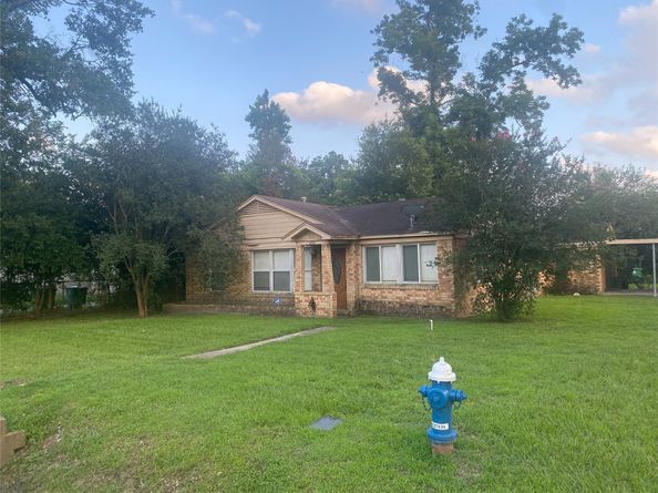 8402 Darlington Drive, Houston TX 77028