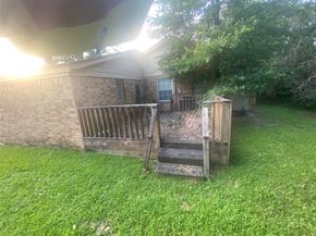 8402 Darlington Drive, Houston TX 77028